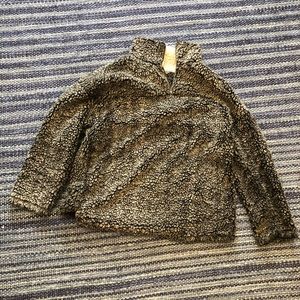 Gray Sherpa quarter zip
